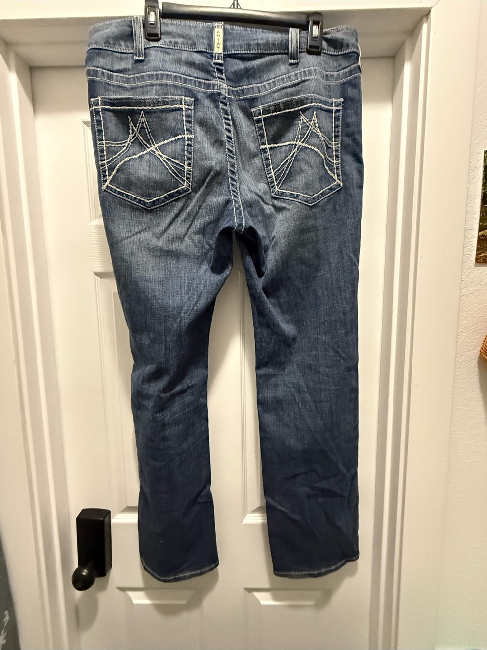 Ariat Women’s Light-Mid Wash Bootcut Jeans - Picture 2 of 4